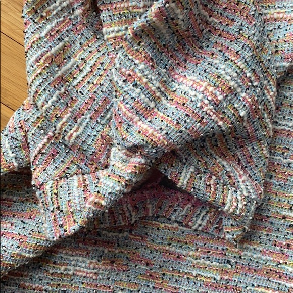 COPY - Loft multicolor tweed look puff sleeve top - Picture 4 of 6